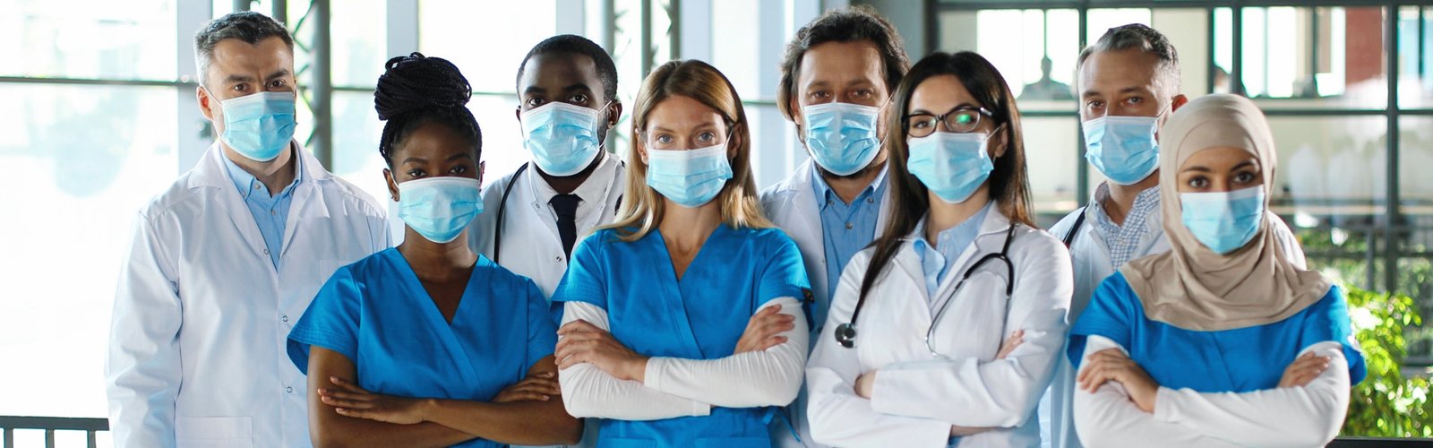 doctors and nurse wearing mask